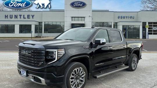 2023 GMC Sierra 1500 Denali Ultimate — Pickup Truck — 10,102 mi — Huntley, IL