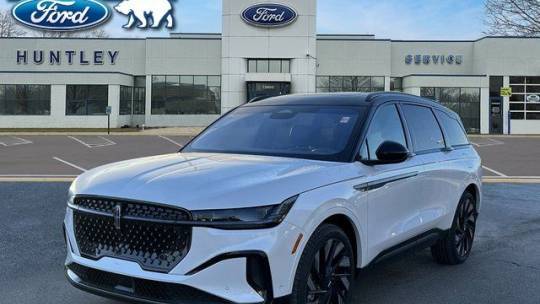 2024 Lincoln Nautilus Reserve — SUV — 1,986 mi — Huntley, IL