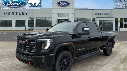 2024 GMC Sierra 2500HD AT4 — Pickup Truck — 33,936 mi — Huntley, IL
