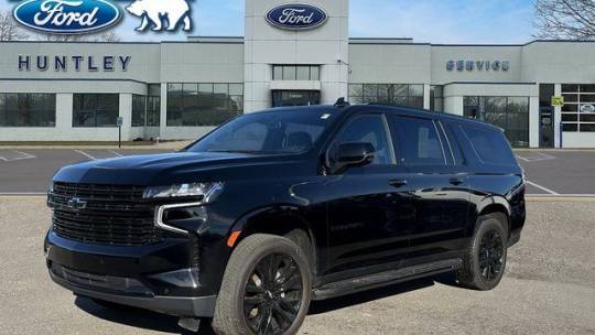 2023 Chevrolet Suburban RST