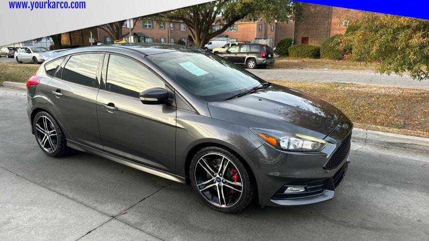 2017 Ford Focus ST — Hatchback — 78,520 mi — Norfolk, VA