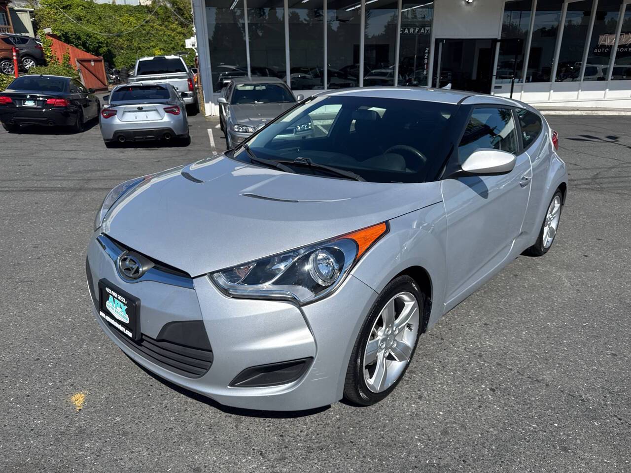 2015 Hyundai Veloster Base — Hatchback — 76,084 mi — Edmonds, WA