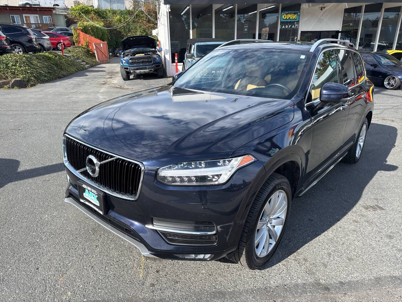 2017 Volvo XC90 Momentum — SUV — 197,409 mi — Edmonds, WA