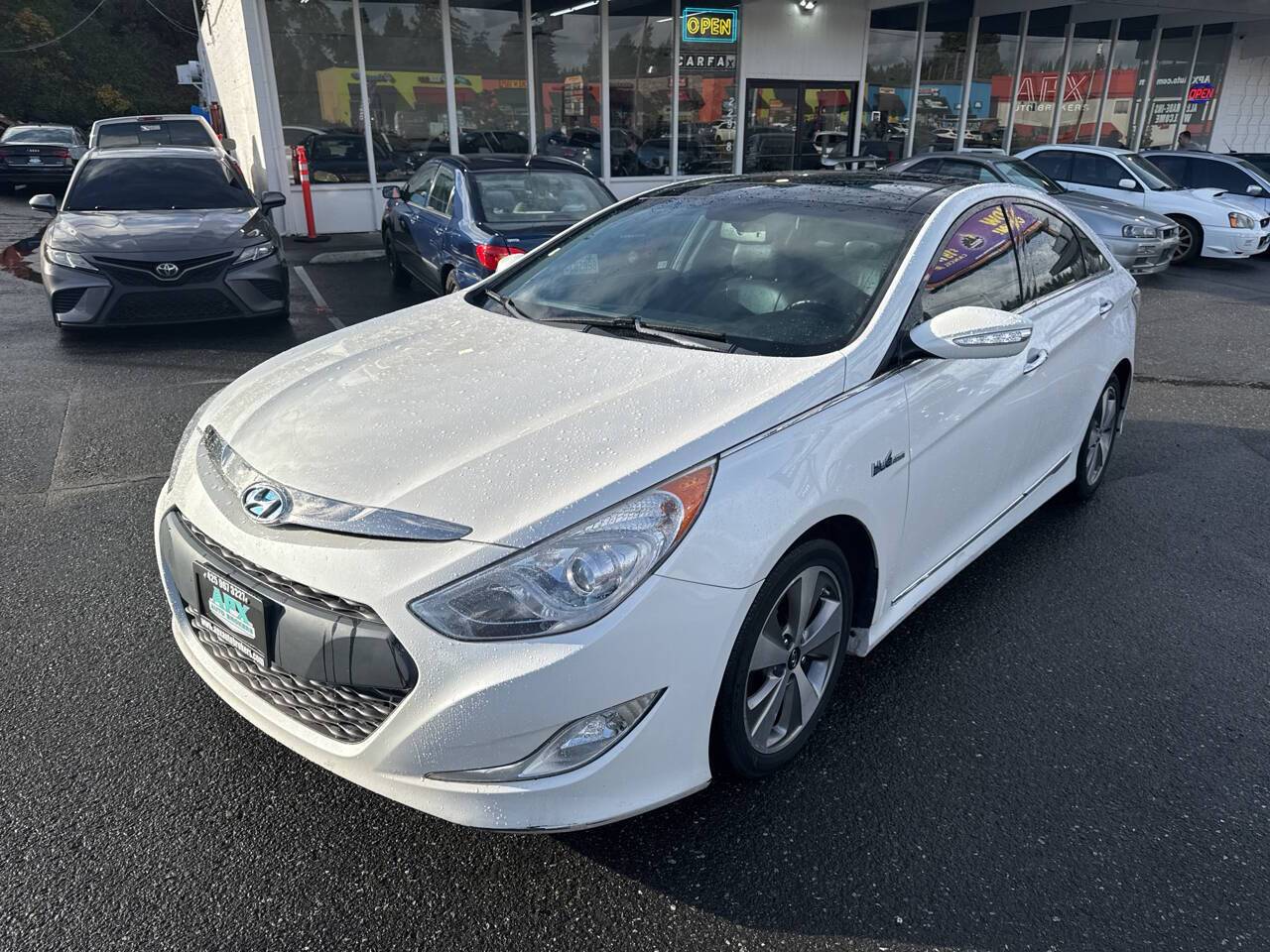 2012 Hyundai Sonata Hybrid Base — Sedan — 158,075 mi — Edmonds, WA