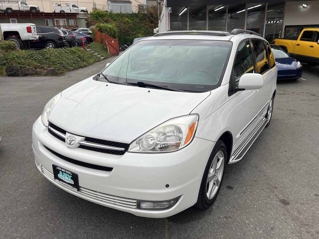 2005 Toyota Sienna XLE Limited — Minivan — 183,409 mi — Edmonds, WA