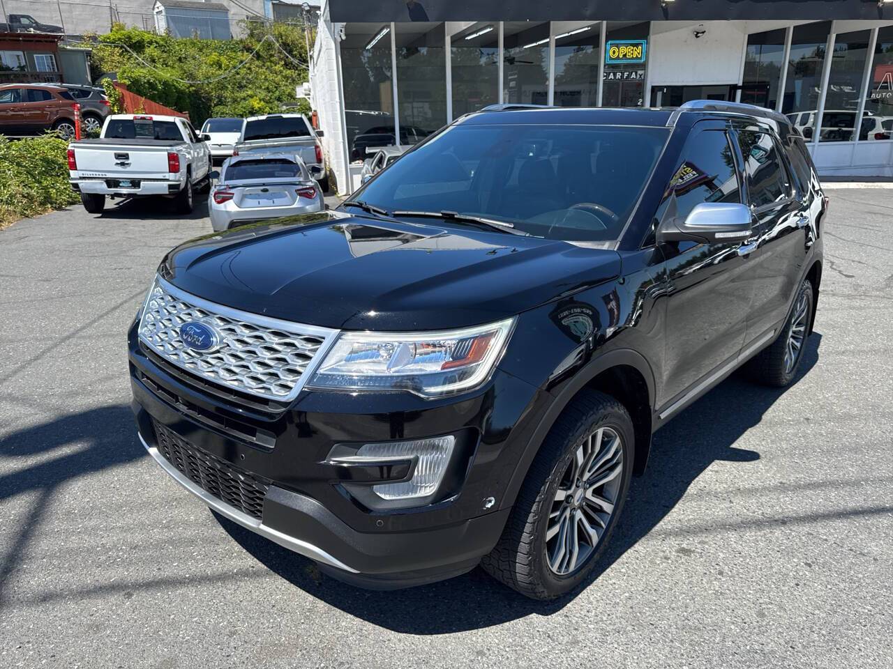 2017 Ford Explorer Platinum — SUV — 93,461 mi — Edmonds, WA