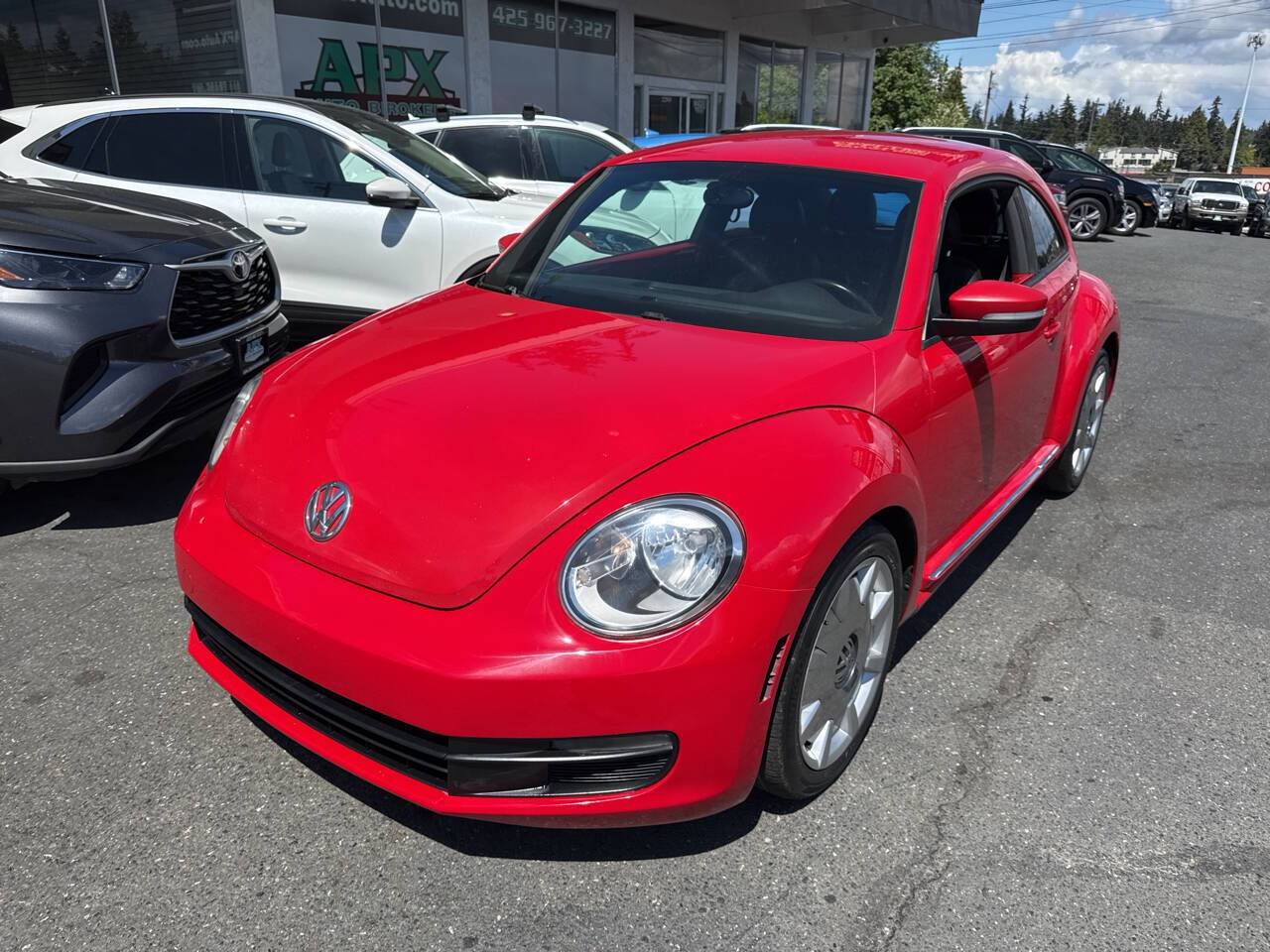 2012 Volkswagen Beetle 2.5 — Hatchback — 72,313 mi — Edmonds, WA
