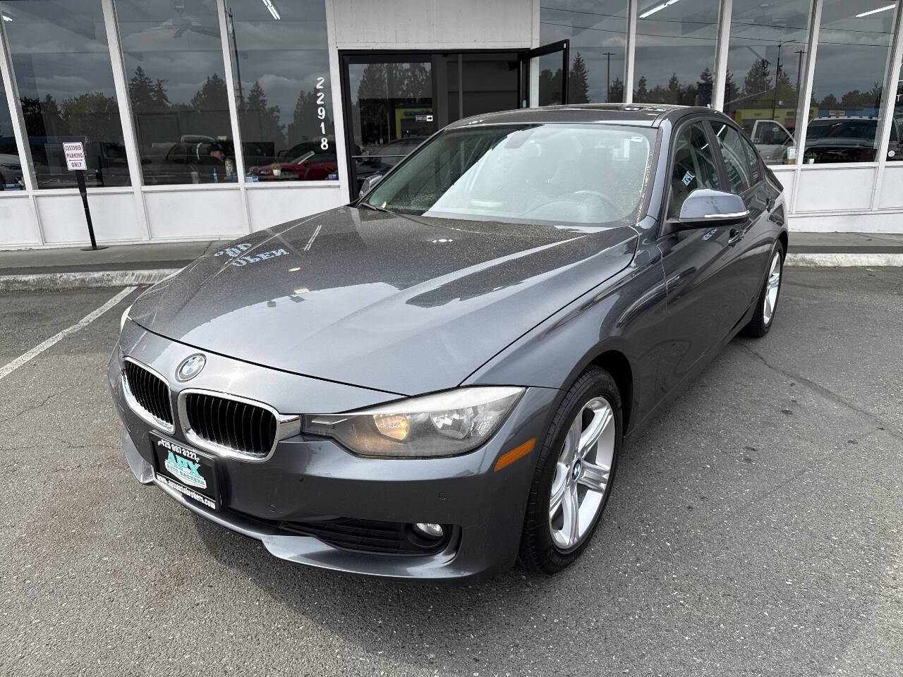 2014 BMW 3 Series 320i