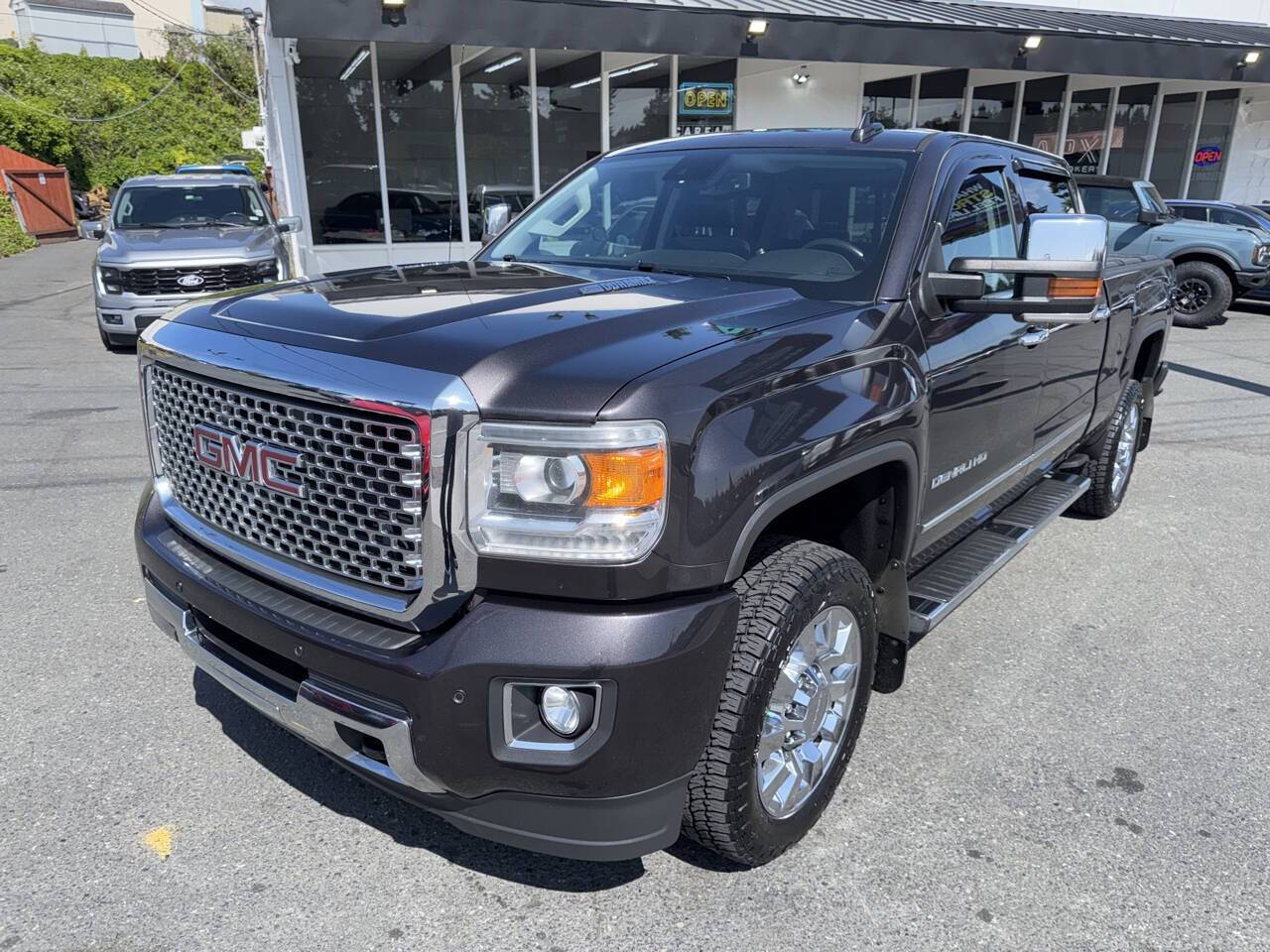 2015 GMC Sierra 2500HD Denali — Pickup Truck — 105,007 mi — Edmonds, WA