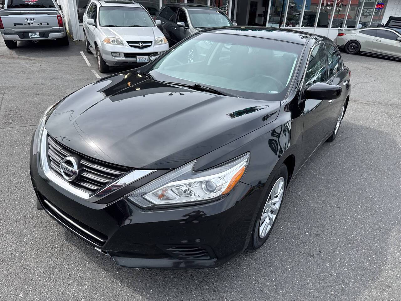 2016 Nissan Altima 2.5 S — Sedan — 118,757 mi — Edmonds, WA