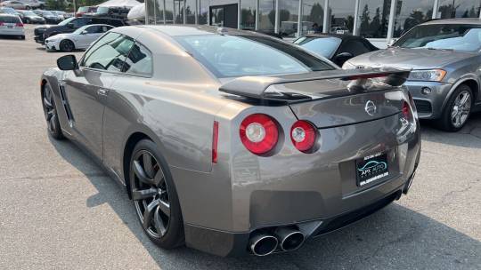 nissan gtr truecar