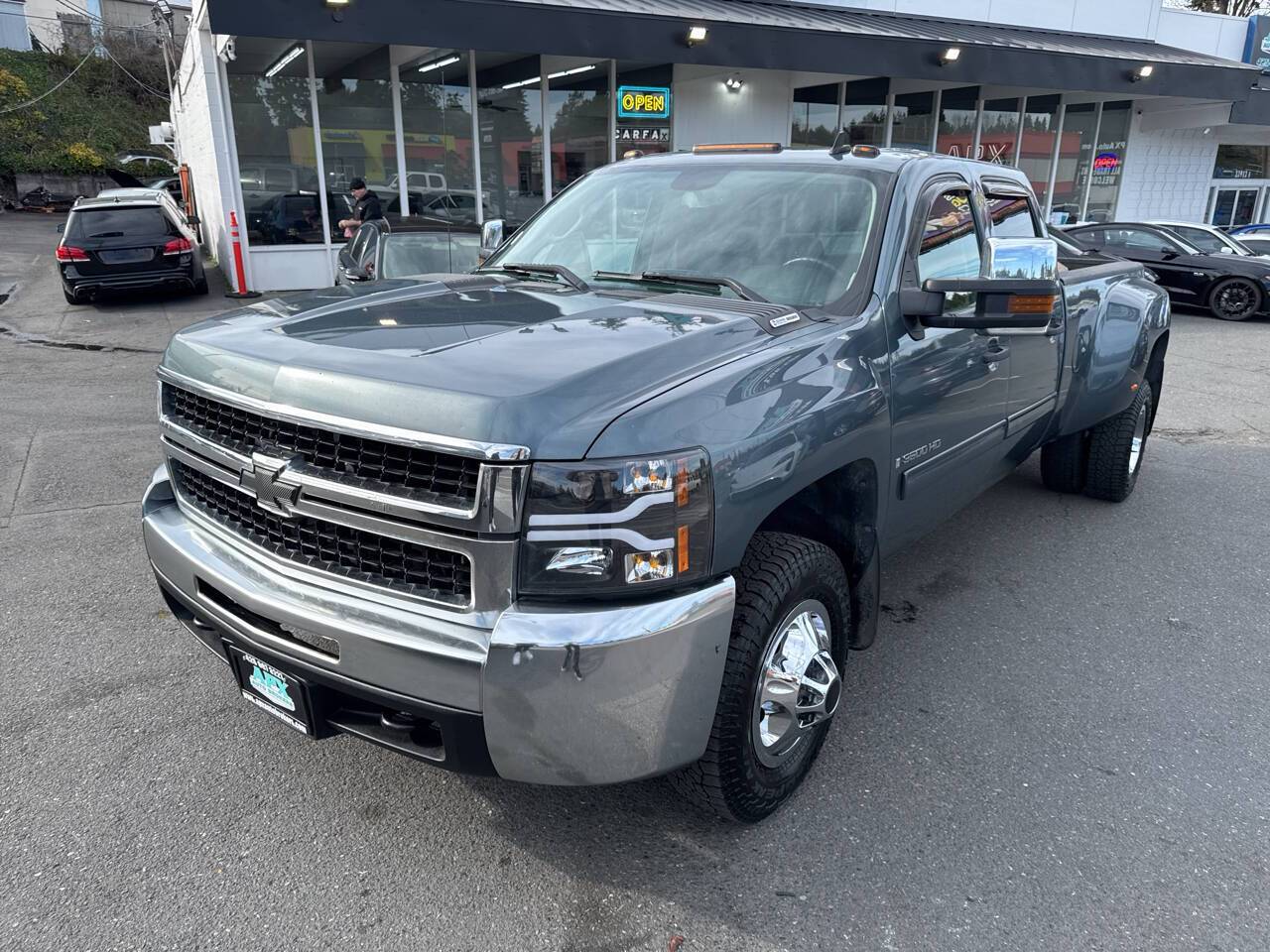 2009 Chevrolet Silverado 3500HD LT — Pickup Truck — 214,895 mi — Edmonds, WA