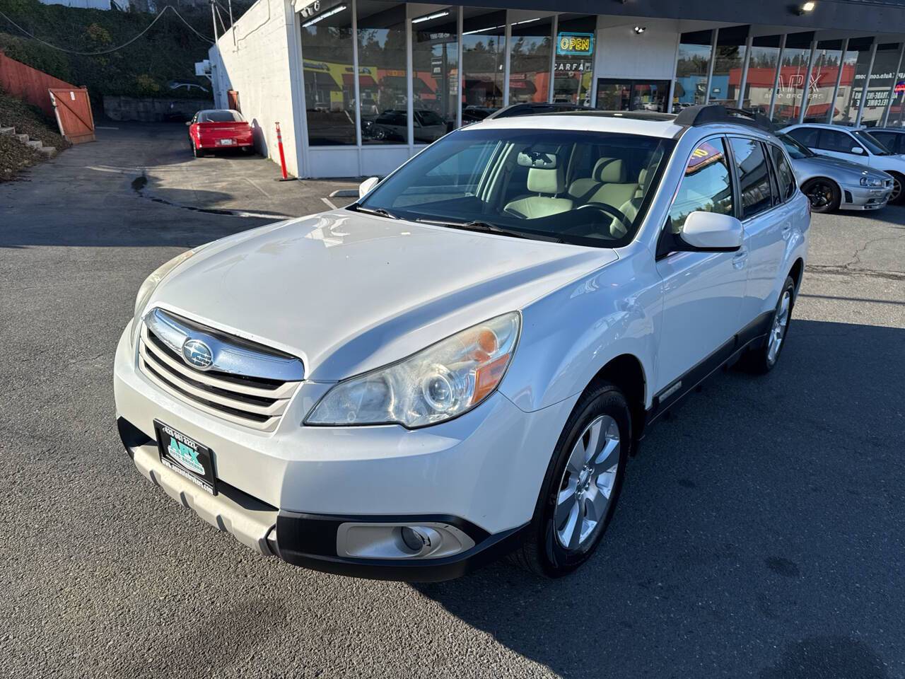 2011 Subaru Outback 3.6R Limited — SUV — 180,850 mi — Edmonds, WA