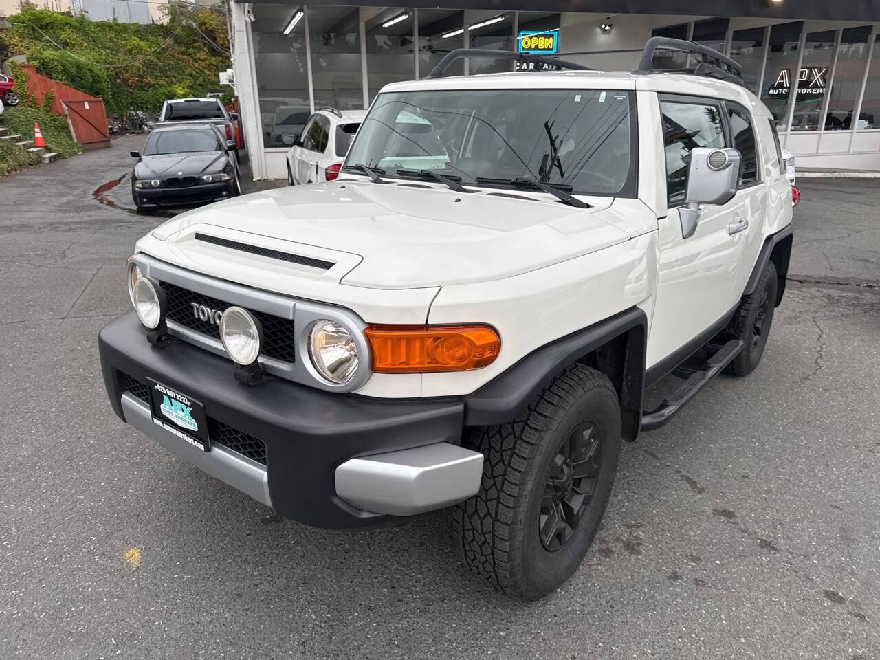 2010 Toyota FJ Cruiser Base — SUV — 98,258 mi — Edmonds, WA