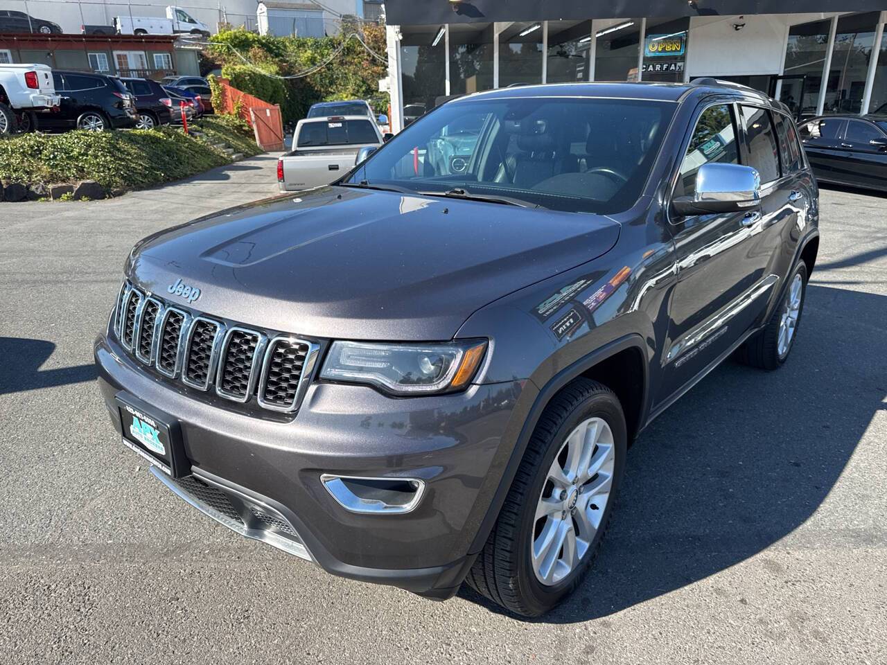 2017 Jeep Grand Cherokee Limited — SUV — 111,608 mi — Edmonds, WA