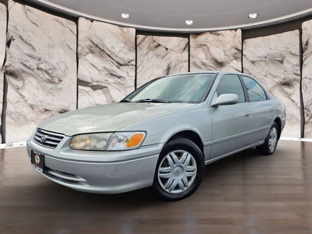 2000 Toyota Camry LE — Sedan — 121,720 mi — Tacoma, WA