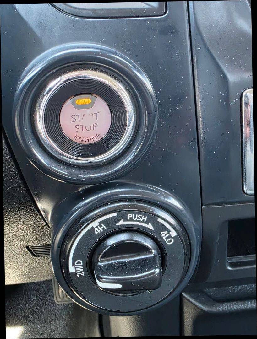 2022 Nissan Titan SV — Pickup Truck — 111,143 mi — Tacoma, WA