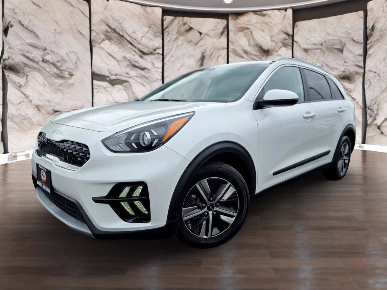 2022 Kia Niro Hybrid LXS — SUV — 24,080 mi — Tacoma, WA