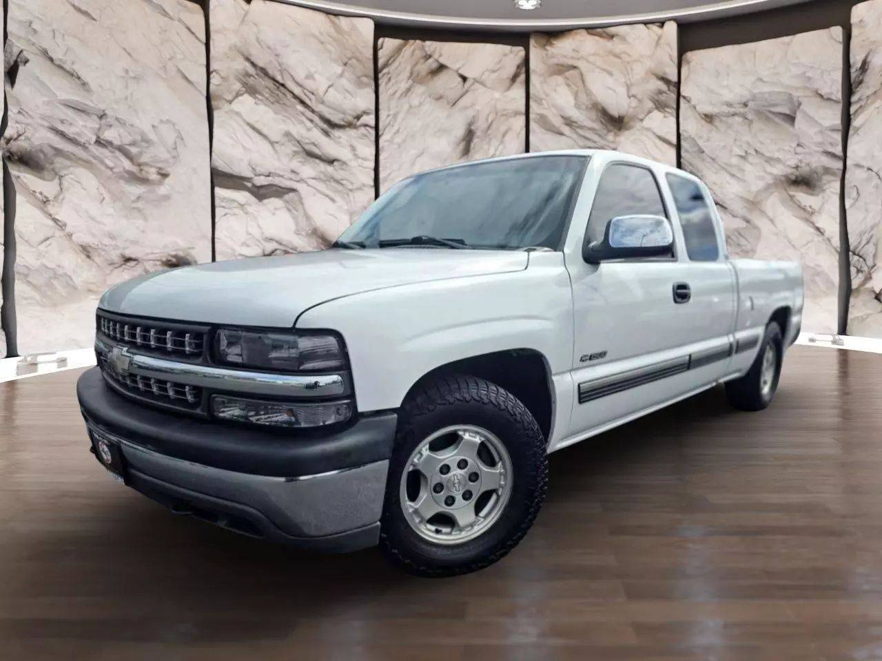 2001 Chevrolet Silverado 1500 Base — Pickup Truck — 142,879 mi — Tacoma, WA