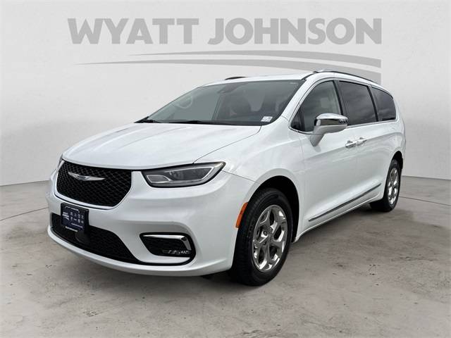 2021 Chrysler Pacifica Limited — Minivan — 51,416 mi — Clarksville, TN