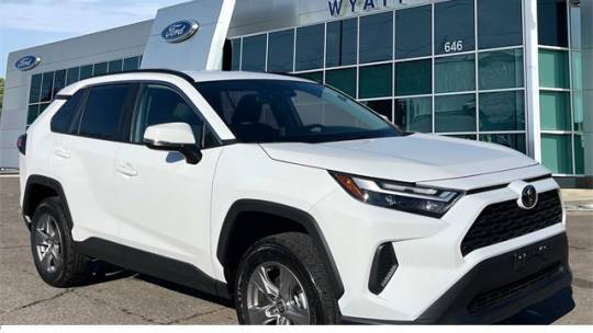 2024 Toyota RAV4 XLE — SUV — 14,751 mi — Nashville, TN