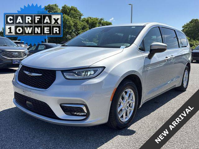 2023 Chrysler Pacifica Touring L — Minivan — 51,562 mi — Clarksville, TN