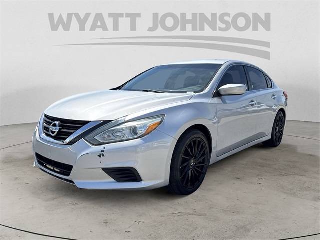 2017 Nissan Altima 2.5 S — Sedan — 104,887 mi — Clarksville, TN
