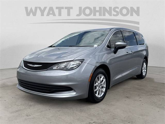 2017 Chrysler Pacifica Touring — Minivan — 96,052 mi — Clarksville, TN