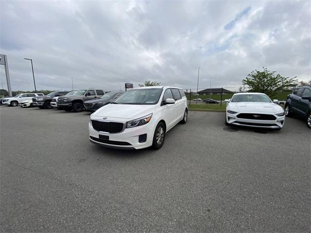 2016 Kia Sedona LX — Minivan — 137,150 mi — Clarksville, TN