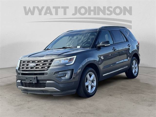 2017 Ford Explorer XLT — SUV — 175,806 mi — Clarksville, TN