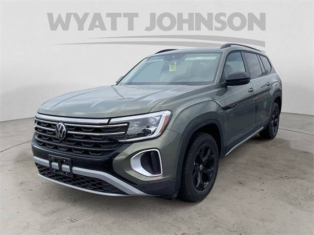 2024 Volkswagen Atlas Peak Edition SE with Technology — SUV — 9,696 mi — Clarksville, TN