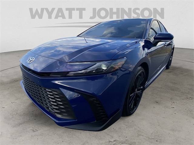 2025 Toyota Camry Hybrid SE — Sedan — 17,531 mi — Clarksville, TN