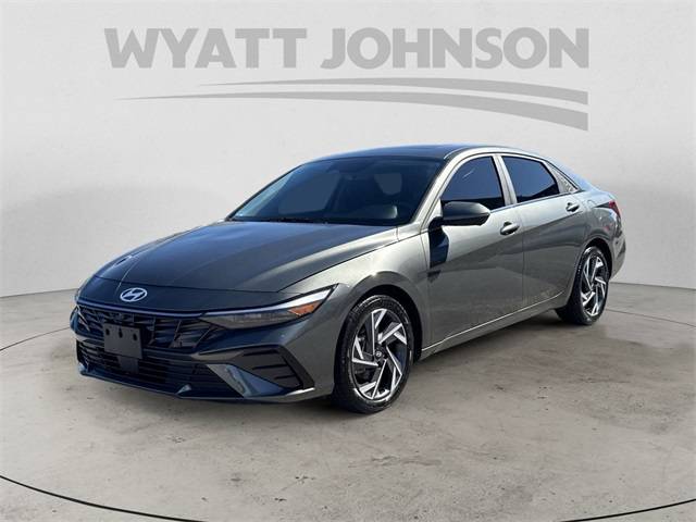 2024 Hyundai Elantra Limited — Sedan — 37,596 mi — Clarksville, TN