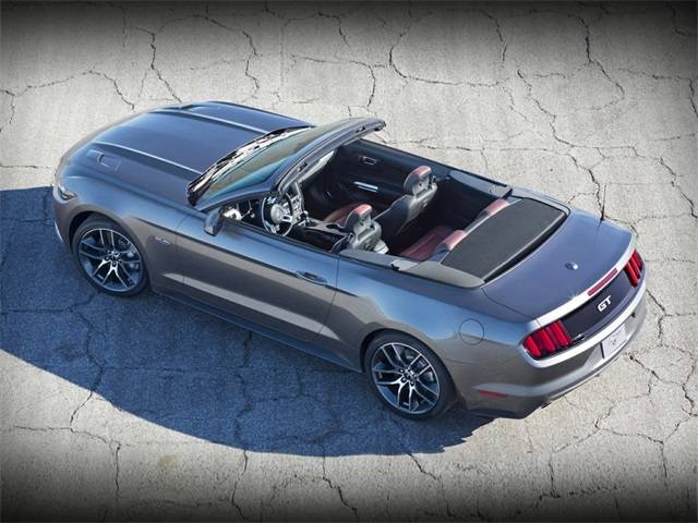 2016 Ford Mustang EcoBoost Premium — Convertible — 124,811 mi — Clarksville, TN