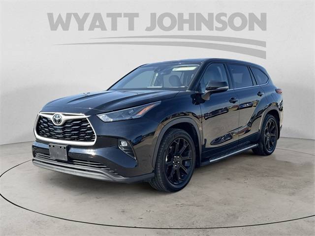 2022 Toyota Highlander LE — SUV — 71,685 mi — Clarksville, TN