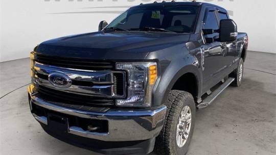 2017 Ford Super Duty F-250 XL — Pickup Truck — 143,727 mi — Clarksville, TN