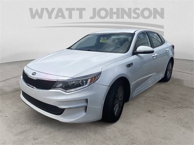 2017 Kia Optima LX — Sedan — 115,229 mi — Clarksville, TN