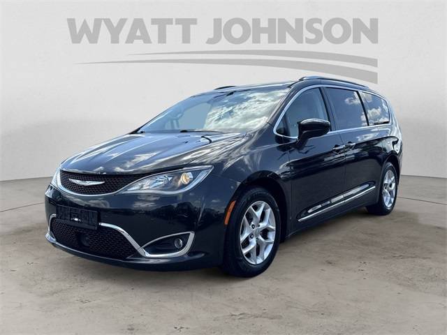 2017 Chrysler Pacifica Touring L Plus — Minivan — 62,066 mi — Clarksville, TN