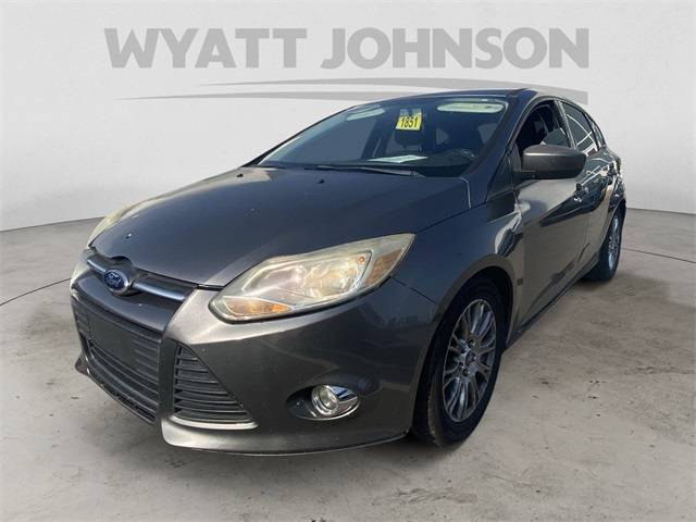 2012 Ford Focus SE — Hatchback — 118,433 mi — Clarksville, TN