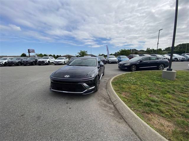 2024 Hyundai Sonata Hybrid SEL — Sedan — 25,330 mi — Clarksville, TN