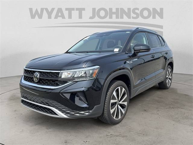 2024 Volkswagen Taos SE — SUV — 2,563 mi — Clarksville, TN