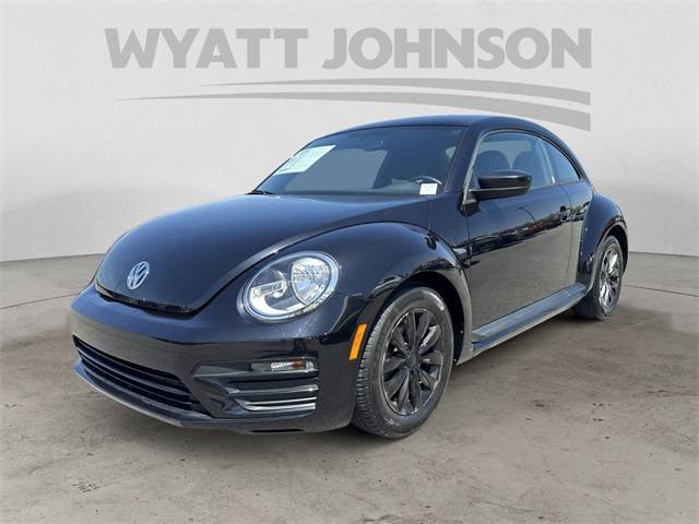 2018 Volkswagen Beetle S — Coupe — 38,416 mi — Clarksville, TN