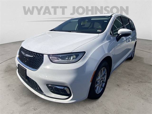 2023 Chrysler Pacifica Touring L — Minivan — 67,073 mi — Clarksville, TN