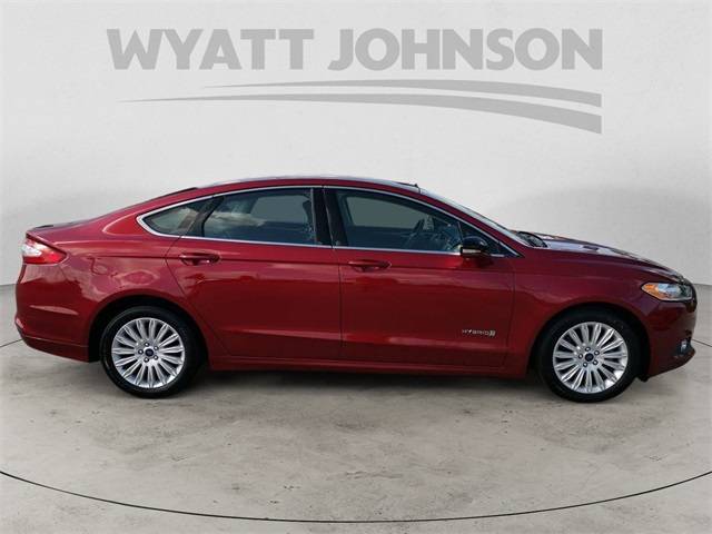 2014 Ford Fusion Hybrid SE — Sedan — 258,000 mi — Clarksville, TN