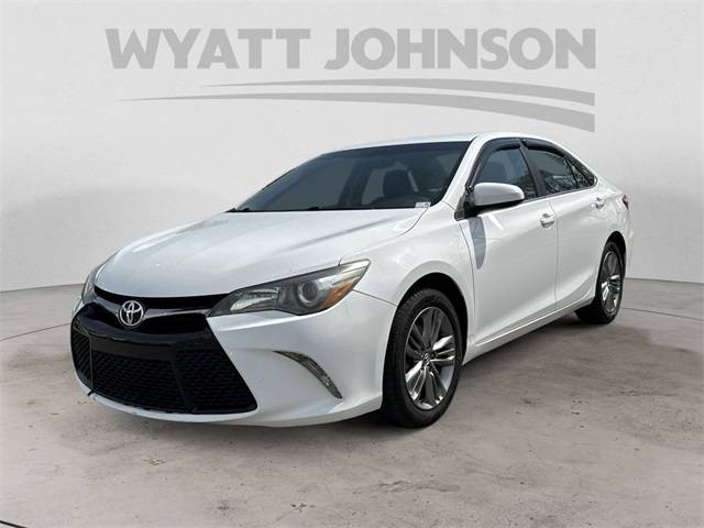 2016 Toyota Camry SE — Sedan — 111,220 mi — Clarksville, TN