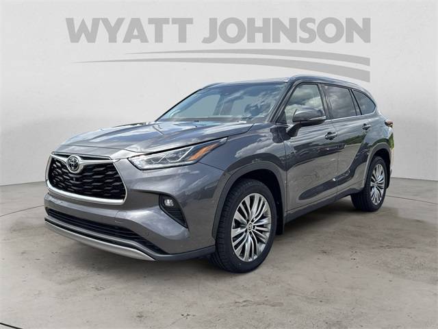 2022 Toyota Highlander Platinum — SUV — 24,490 mi — Clarksville, TN