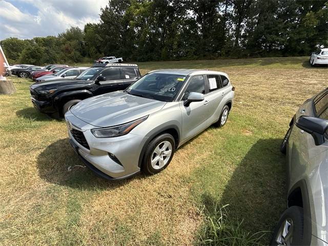 2023 Toyota Highlander L — SUV — 52,898 mi — Clarksville, TN