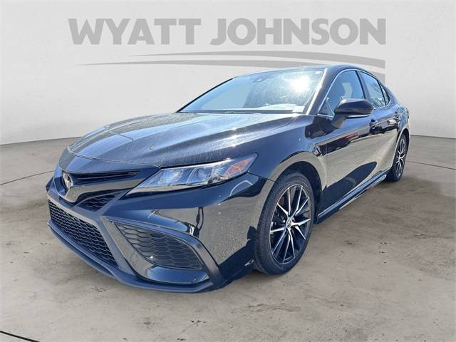 2022 Toyota Camry SE — Sedan — 62,830 mi — Clarksville, TN