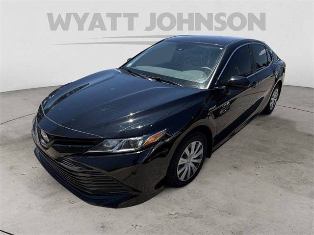 2020 Toyota Camry Hybrid LE — Sedan — 81,805 mi — Clarksville, TN