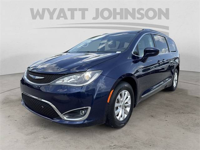 2018 Chrysler Pacifica Touring L Plus — Minivan — 89,251 mi — Clarksville, TN